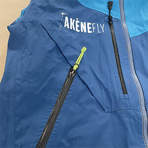 Zip étanche réparé par Goodloop 